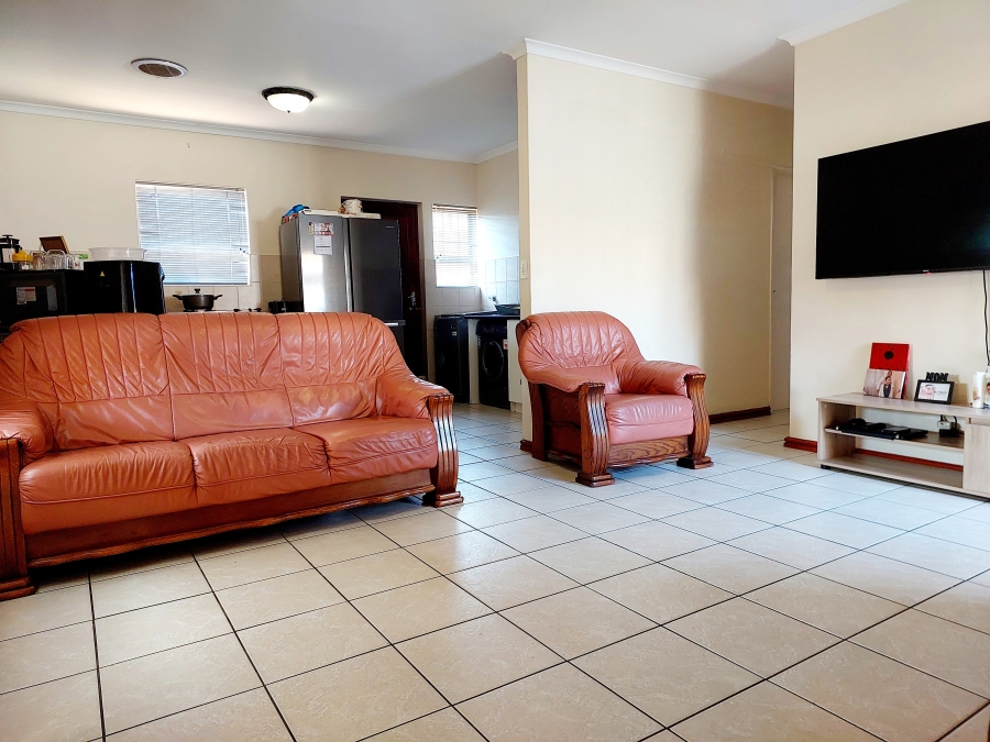3 Bedroom Property for Sale in Protea Heights Western Cape